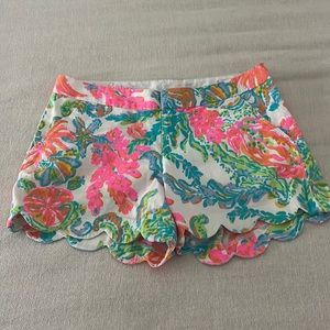 Lilly Pulitzer, scalloped shorts, like new